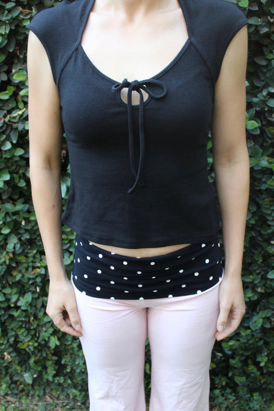 RIBBON KISS TOP
